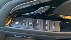 Land Rover Range Rover Evoque 2.0 D200 R-Dynamic HSE 5dr Auto Diesel Hatchback